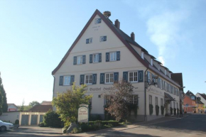 Отель Gasthof Landhotel Hirsch  Острах